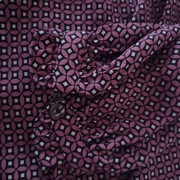 NYDJ Women’s Large Purple Geometric Tile Print Blouse Pintuck Ruffle Neck - Picture 6 of 10